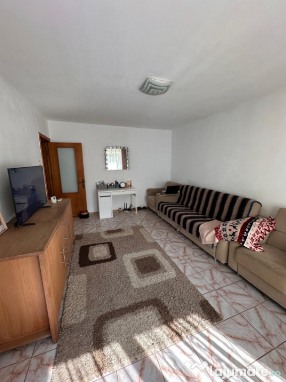 Apartament 2 camere zona Tomis III
