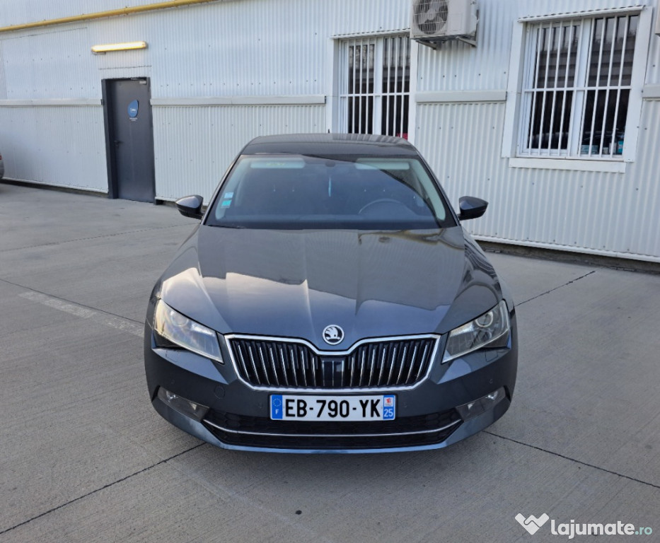 Vând Skoda Superb Dsg