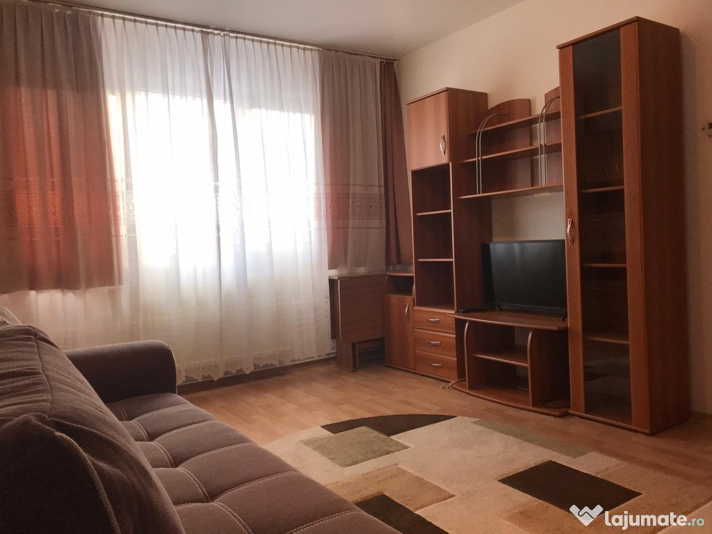 Inchiriez garsoniera decomandata in zona Astra