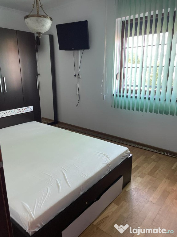 Proprietar,inchiriez apartament 2camere,parter,curte,parcare,Ferventia