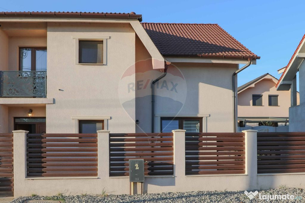 Casă cu 4 camere, de închiriat în cartierul Tineretului