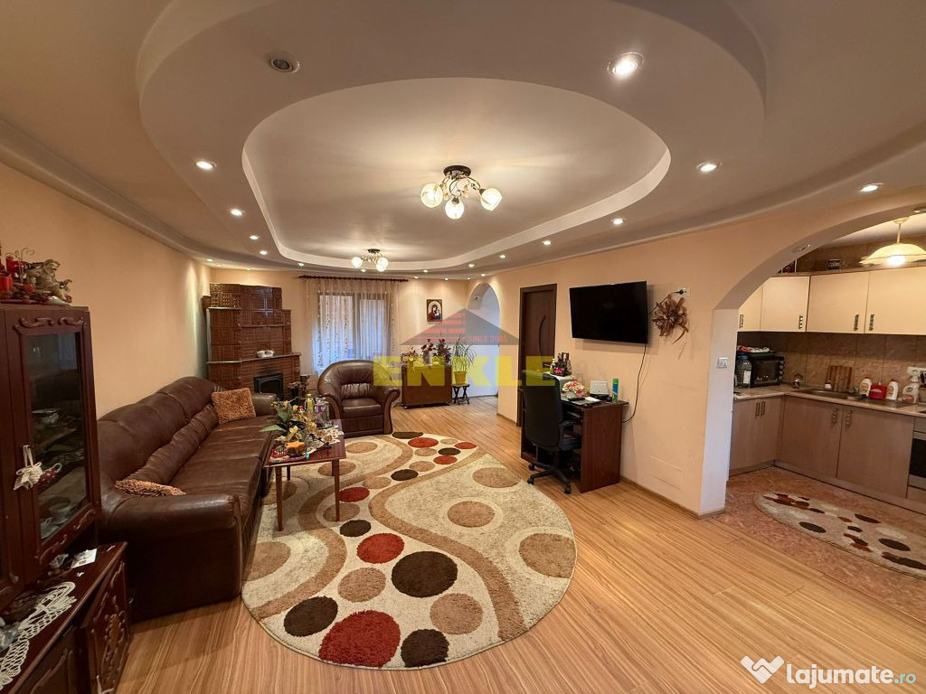 De vanzare casa P+M, 900 mp teren, zona Baisa