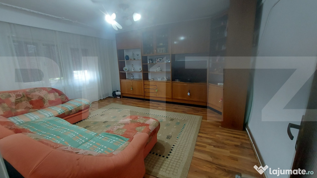 Apartament 3 Camere, Etaj 4, Zona Girocului