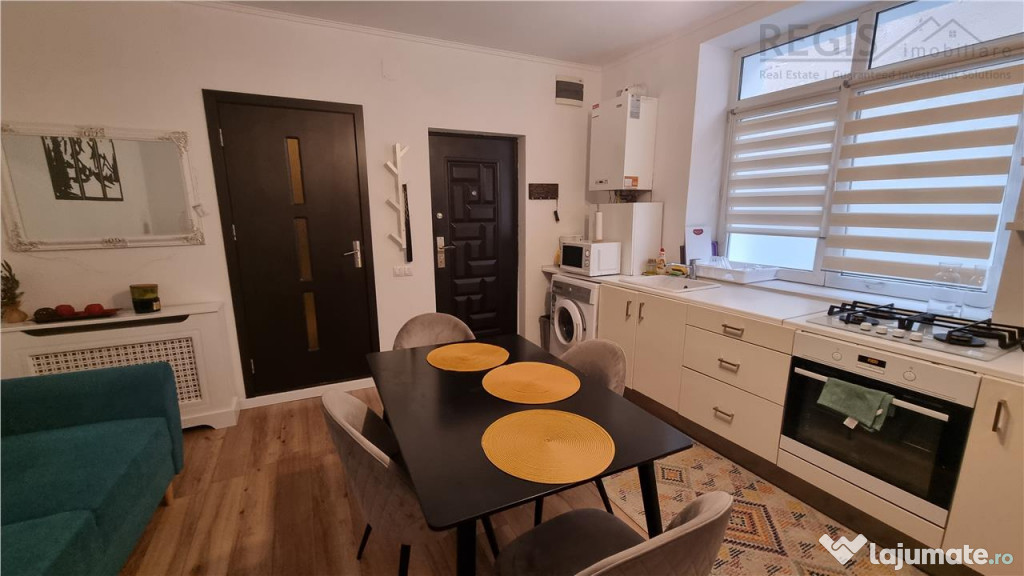 Studio modern la casa , zona strazii Lunga