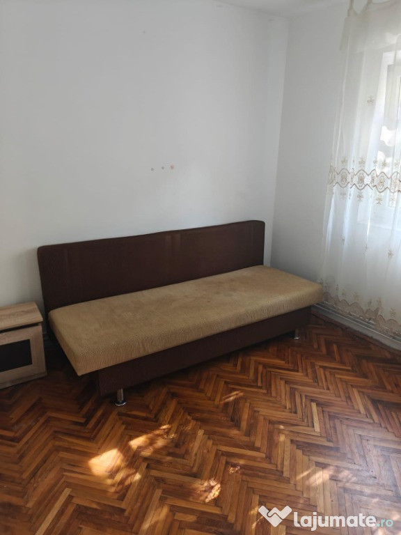 Inchiriere Apartment cu 3 camere