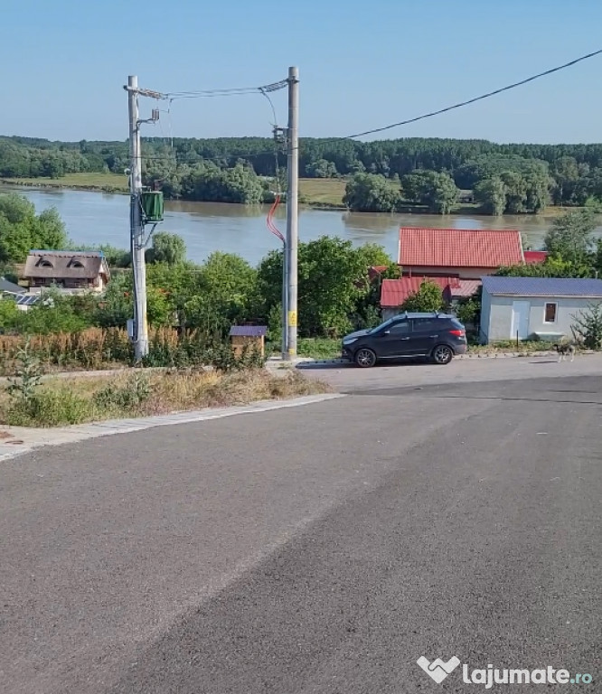 Teren intravilan Delta