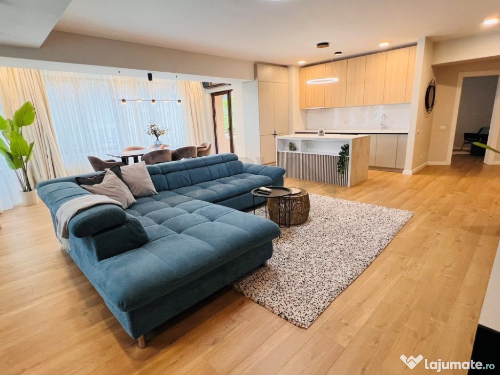 Apartament spatios 3 camere Mall Vitan