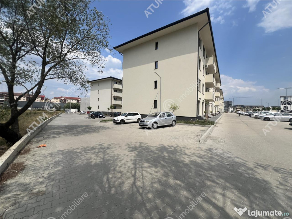 Apartament cu 3 camere si balcon in zona Doamna Stanca din S