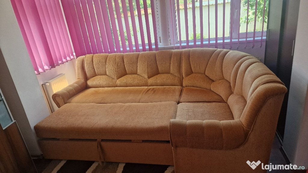 Canapea colțar din stofă – 2600x1800 mm – stare foarte bună