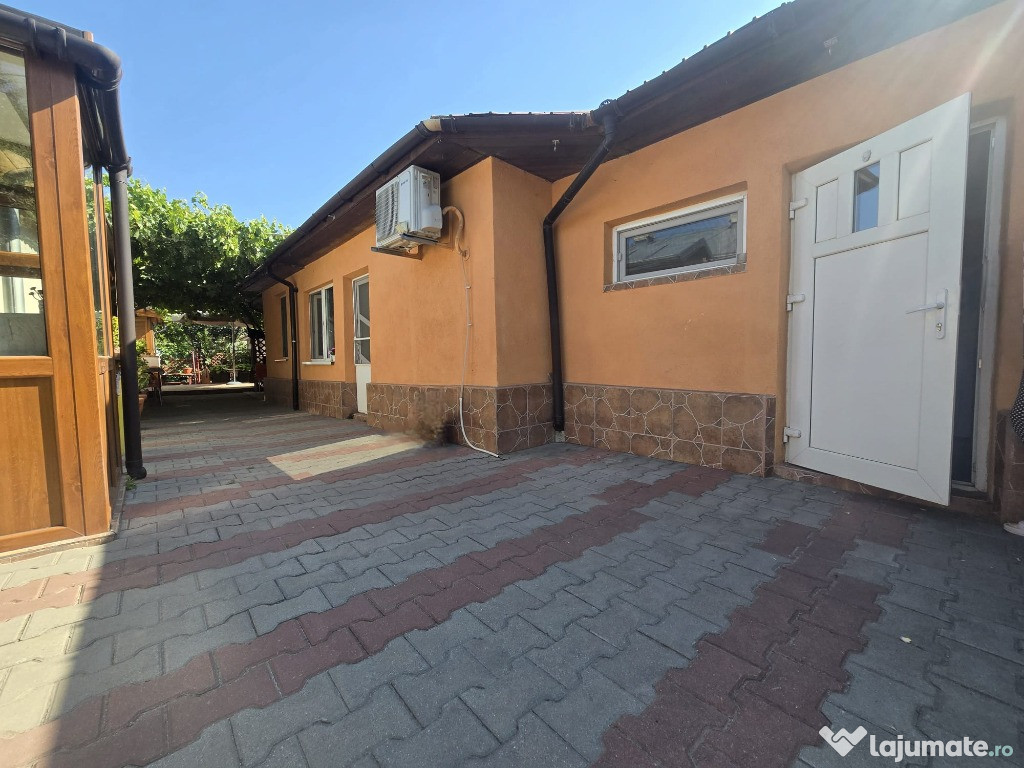 Casa cu teren zona Lacul Dulce