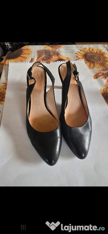 Sandale piele 40 "Caprice"