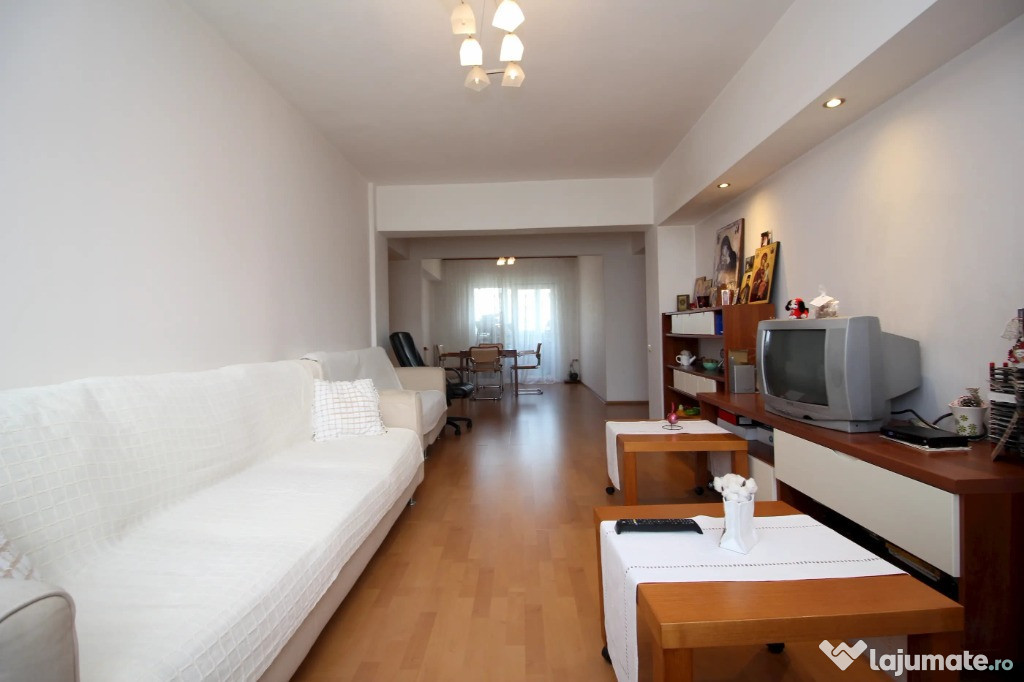 Crângași, 4 camere tranformat în 3 camere, centrală proprie