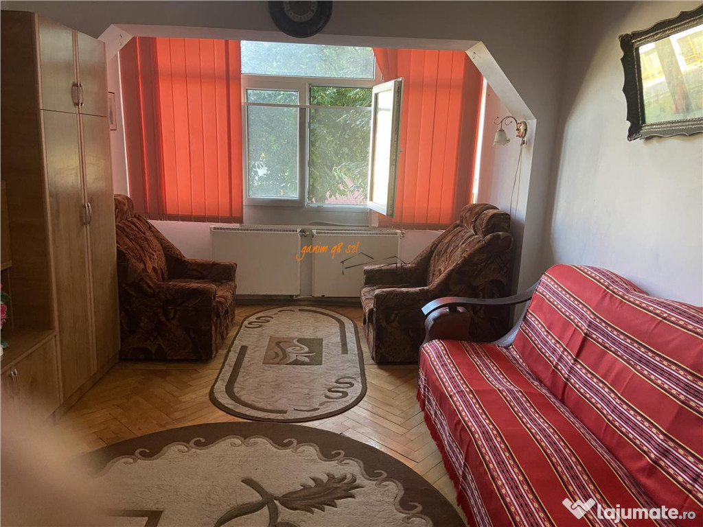 Apartament 2 camere , zona cartier Sud , et 1/4 ,50 mp utili