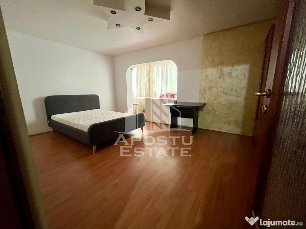 Apartament 2 camere,centrala proprie,decomandat,zona Soar...