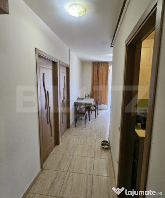 Apartament decomandat cu 3 camere, 53 mp utili, parcare, zon