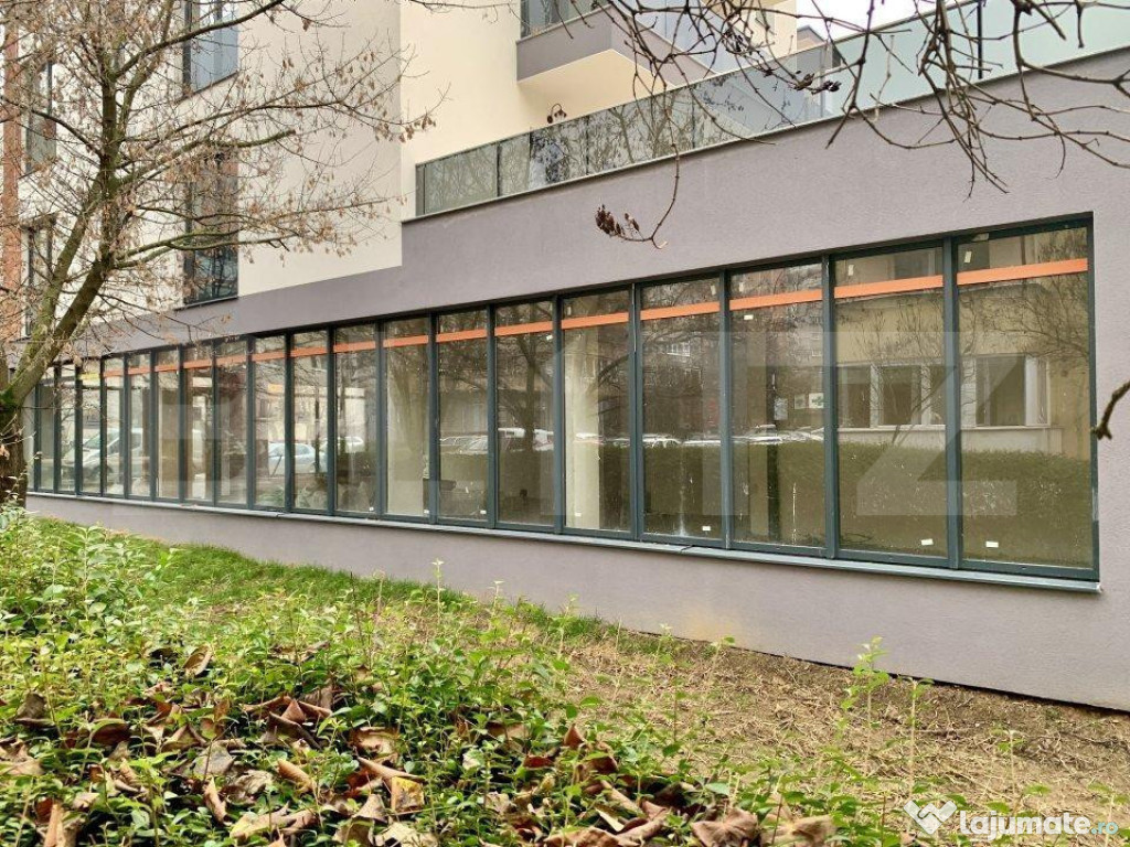 Spatiu comercial, 150 mp, vitrina generoasa, zona Titulescu