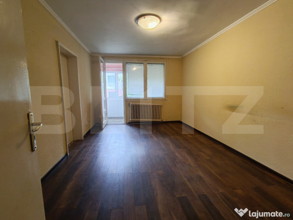 Apartament cu 3 camere, în suprafață de 65 mp, Zalau