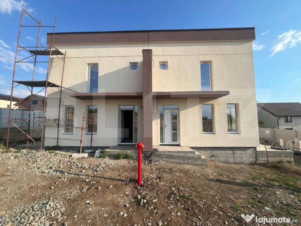 Casa P+1 parte din duplex, Simnicul de Jos
