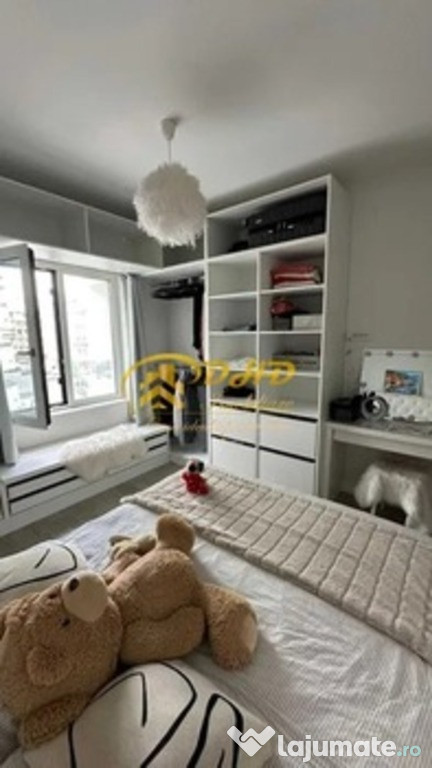 Apartament cu 2 camere situat la Royal Town
