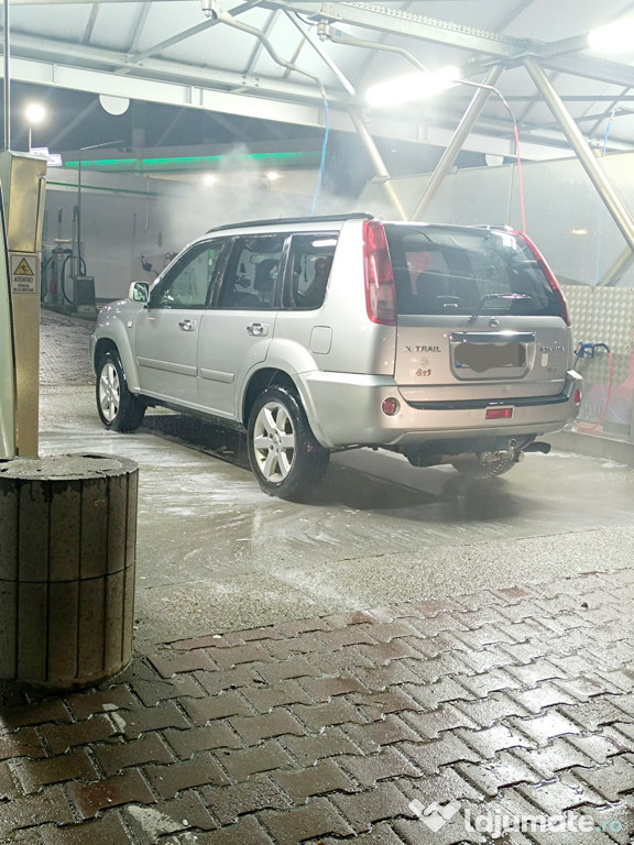 NISSAN X-TRAIL DE VÂNZARE SAU PENTRU DEZMEBRAT