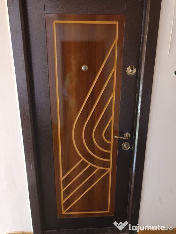 Vând apartament 2 camere