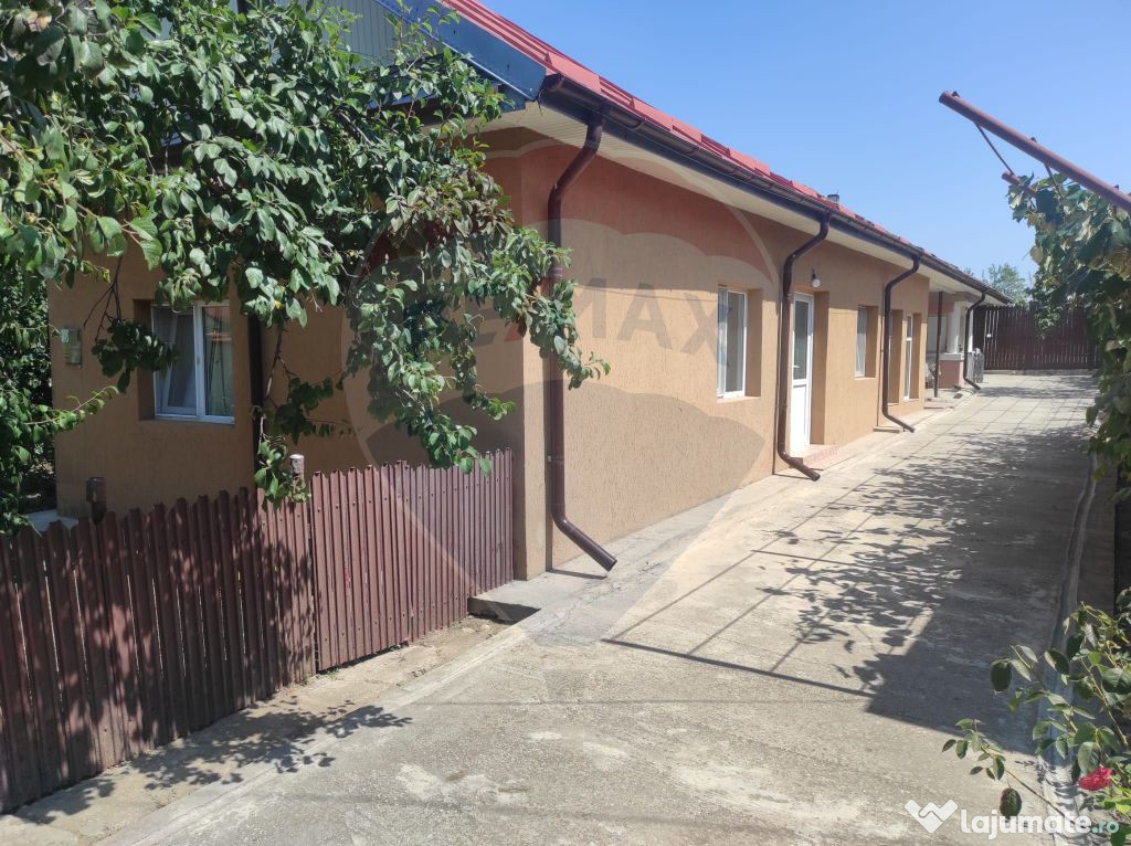 Casă / Vilă cu 5 camere de vânzare