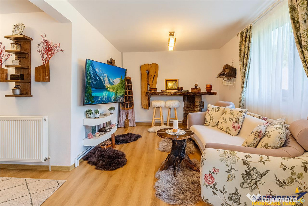 Refugiu pretios: jacuzzi, lemn masiv, 2.000 mp teren,4 dormi