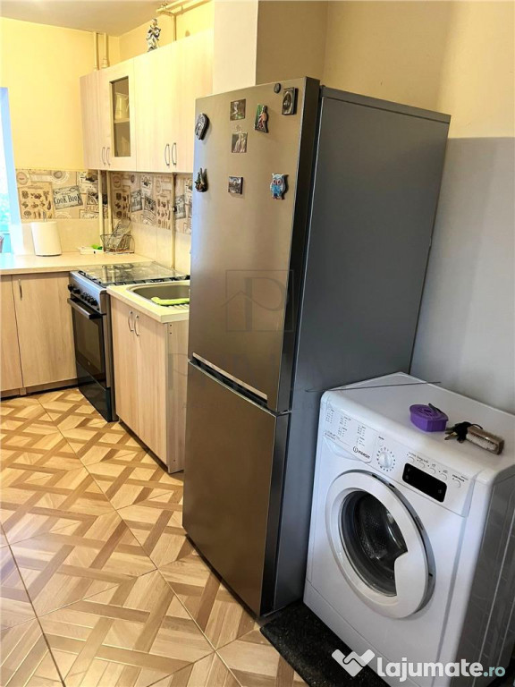 Apartament Generos - Etaj Intermediar - Renovat Complet - Cl