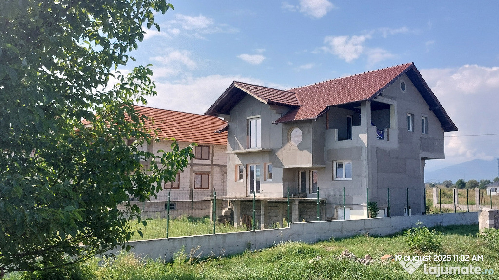 Casă în zona rezidențială Hațeg - Nălaț Vad