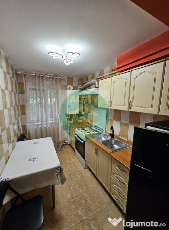 Apartament 2 camere, mobilat si utilat, zona Hotel