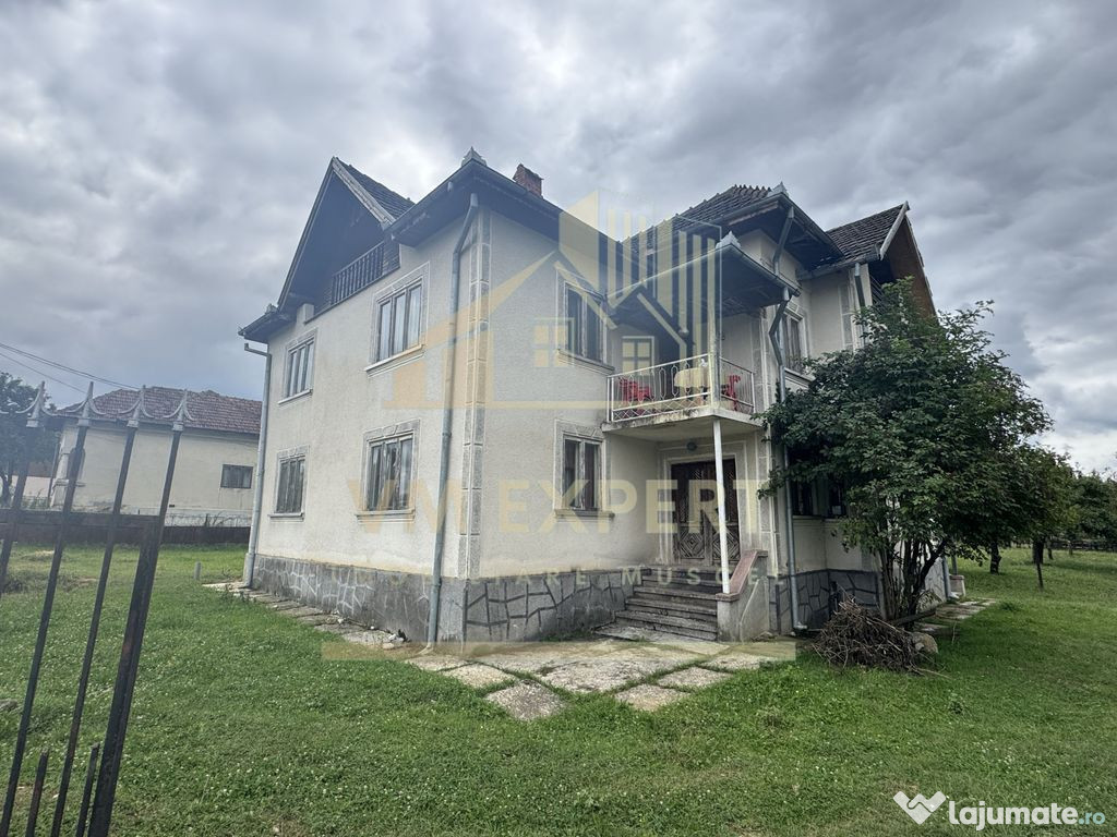 CASĂ 7 CAMERE TEREN 468 MP BUGHEA DE SUS ARGEȘ