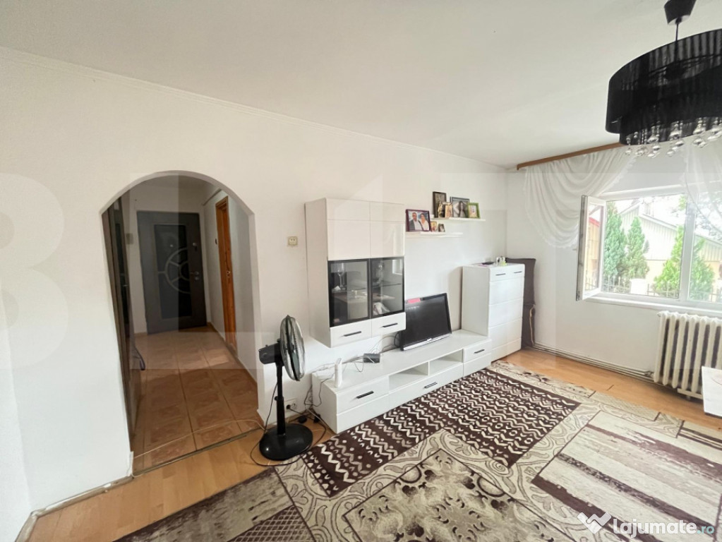 Apartament de 2 camere,parter, zona Grivita Botosani