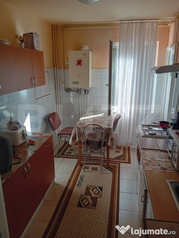 Apartament cu 2 camere și balcon | Zona Tudor