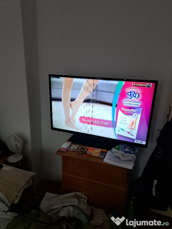 Vind smart TV. în stare buna de funcționare.