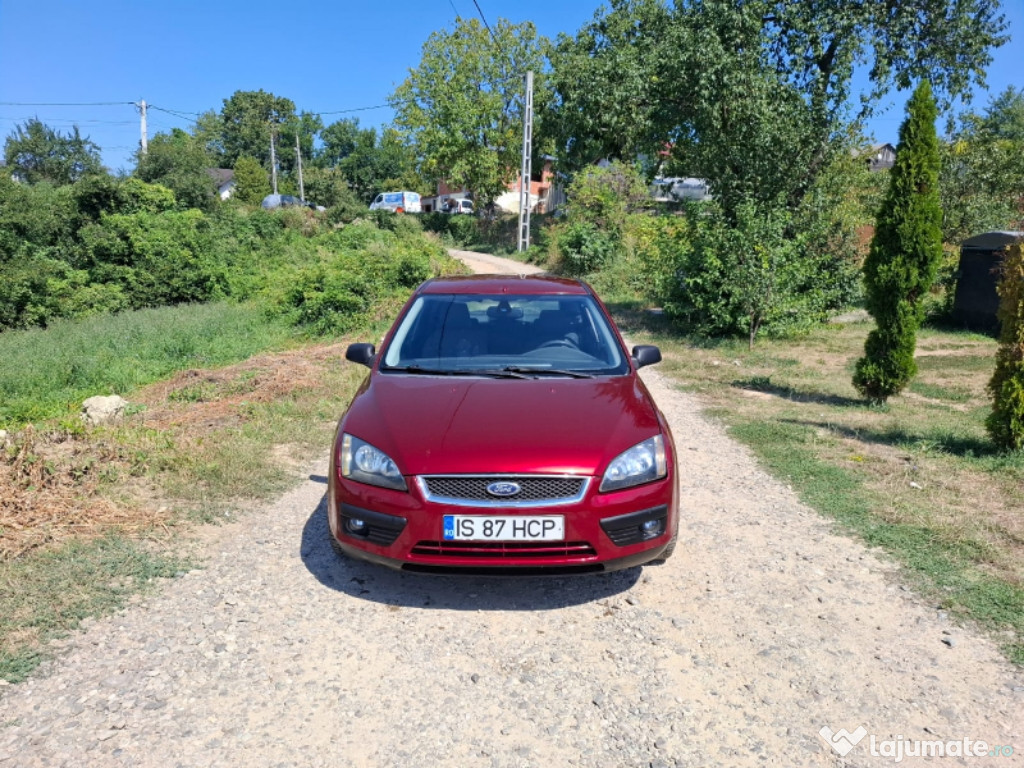 Ford focus 1.6i an 2007 2200e