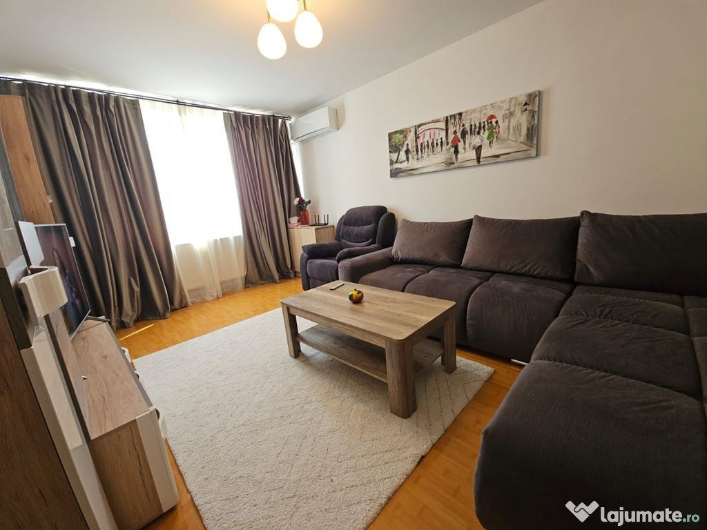 Apartament 3 Camere/ Decomandat / 1 Decembrie 1918