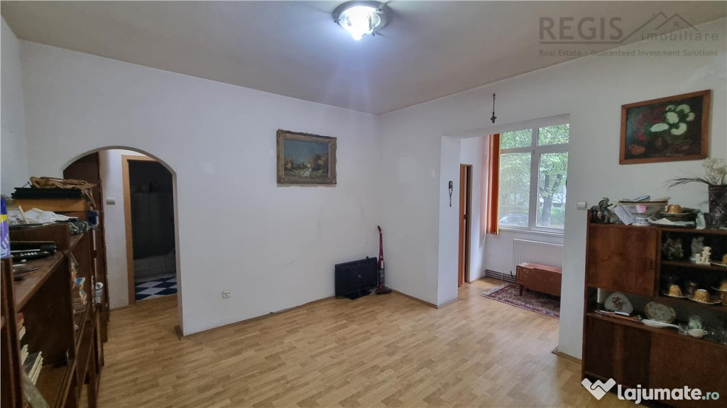 Apartament de doua camere zina Piata Astra