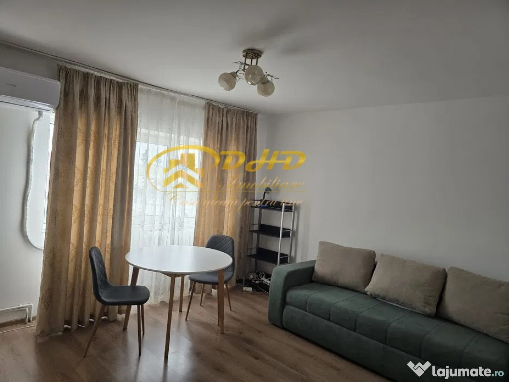 APARTAMENT CU 1 CAMERA GARA