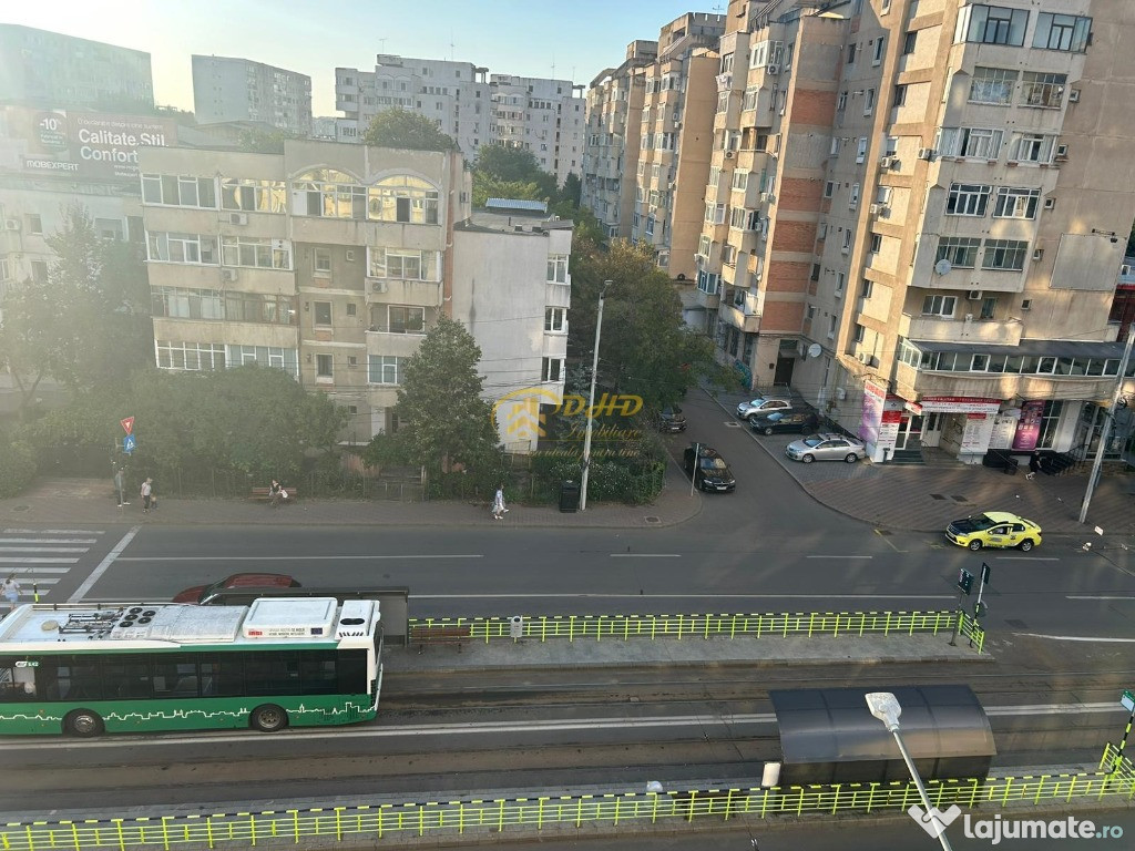 Apartament 3 camere, zona Gării - stația Bacinschi