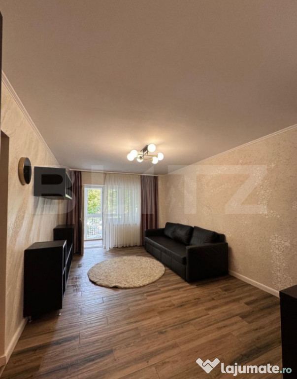 Apartament 3 camere | Decomandat | centru |