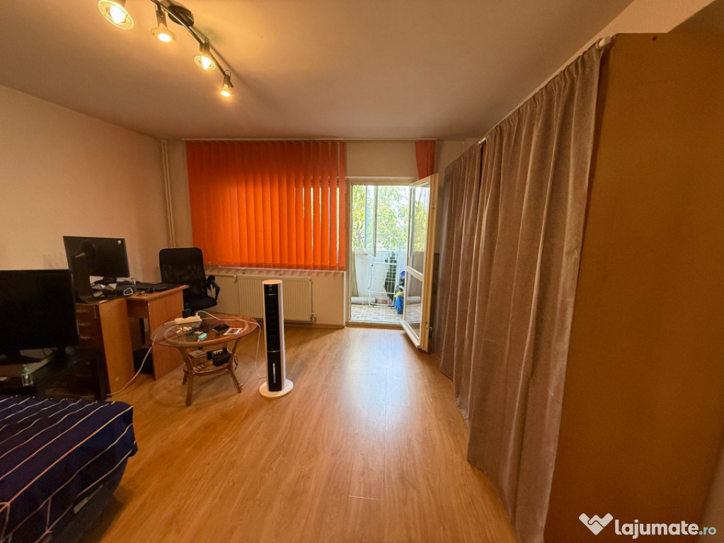 Garsonieră de vânzare – Str. Sublocotenent Popa (zona Ca