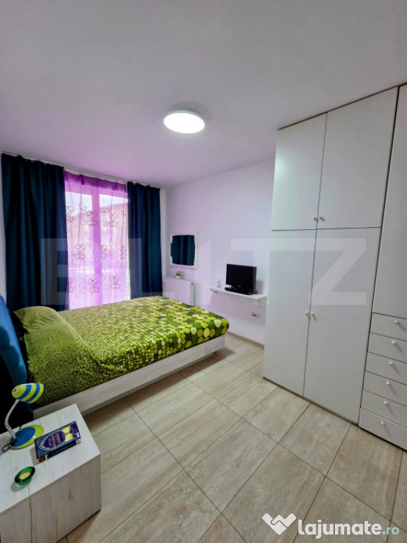 Apartament, decomandat, 30 mp utili + balcon 6 mp, intermedi