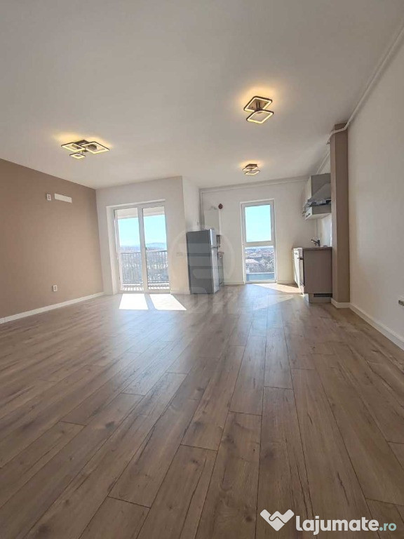 Acces facil spre Cluj! Apartament 2 camere, lift, zona A.Iancu