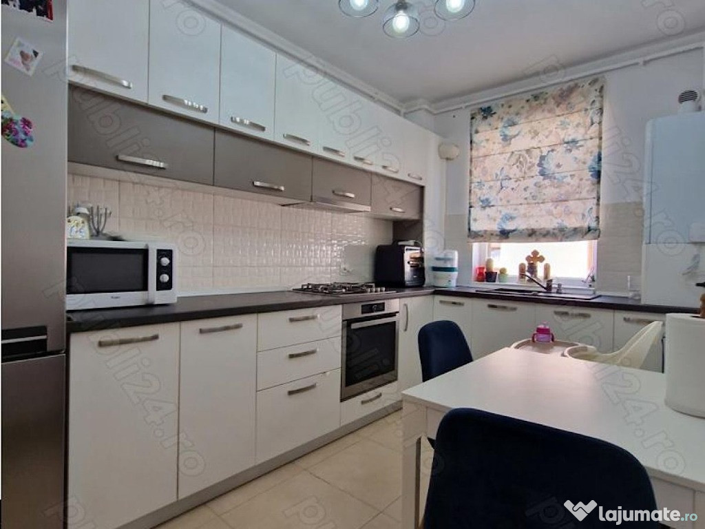 Apartament 2 camere | Decomandat | Loc de parcare | Boxă | Tractorul