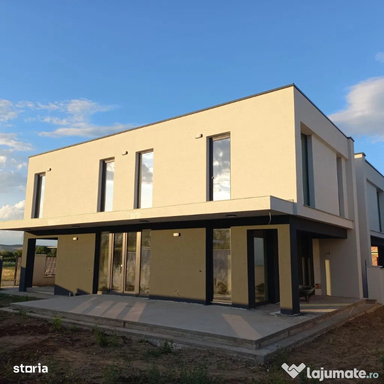 Casa moderna tip vilă în Alba Iulia zona Penny Micesti