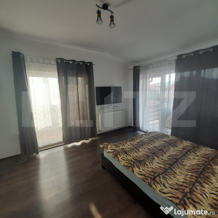 Apartament decomandat cu 2 dormitoare, parcare inclusa, zona
