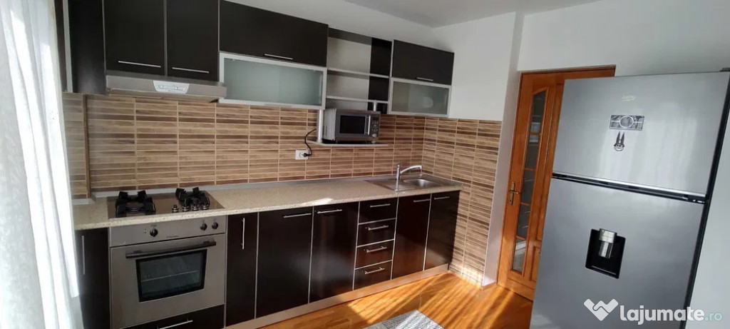 Inchiriere Apartament 3 camere Nerva Traian/Mall Vitan