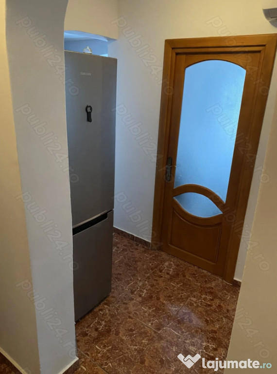 Apartament 2 camere (transformat în 3), ultracentral, Focșani