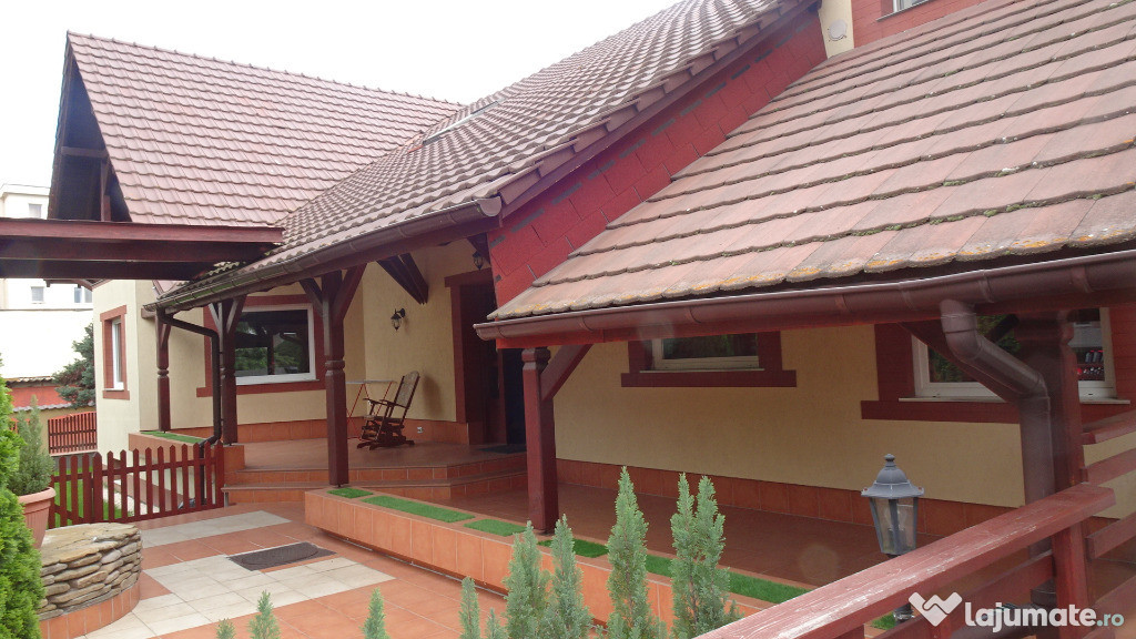 Inchiriez restaurant, crama, Deva, Politia Municipiului, D + P mobilat