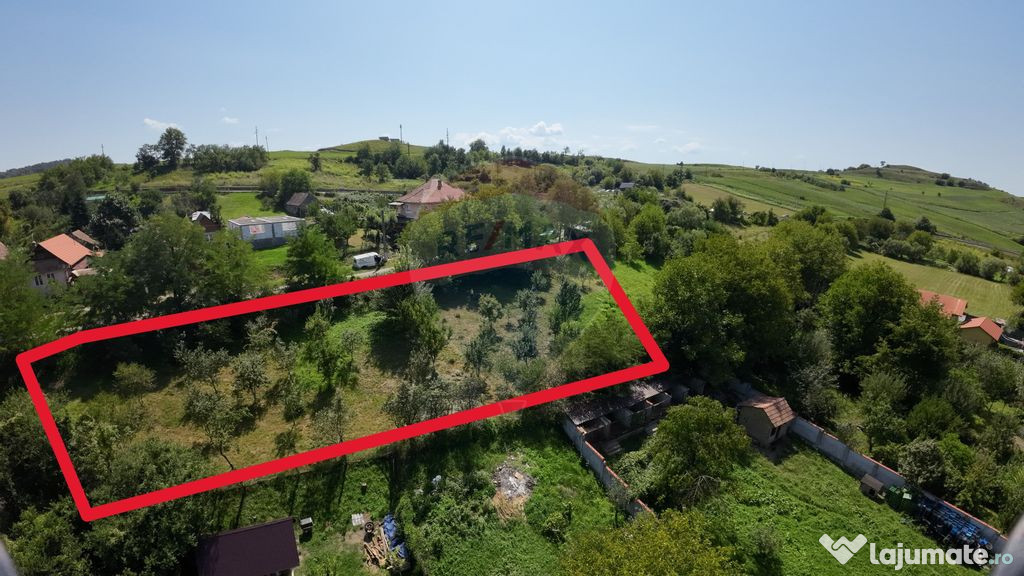 Teren intravilan 3,000mp Hetiur